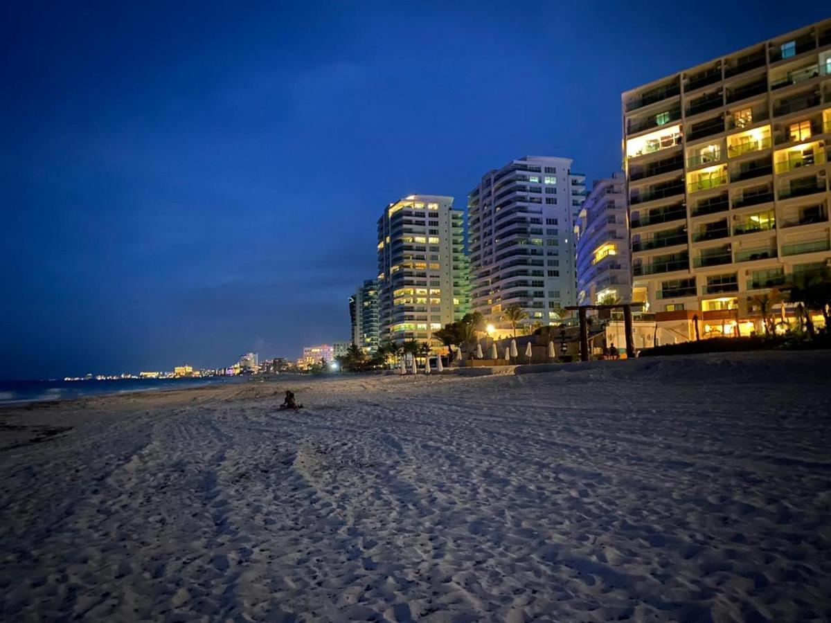 Studio Oceanfront Prime Location Канкун Екстер'єр фото